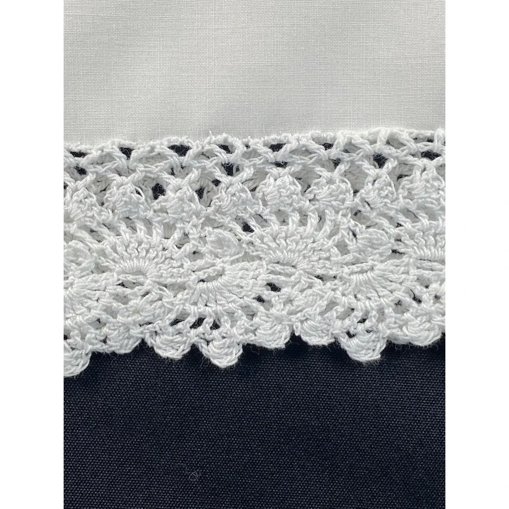 Celanese Fortrel VTG Crisp White Standard Pillowcase Crochet Lace Scalloped Trim